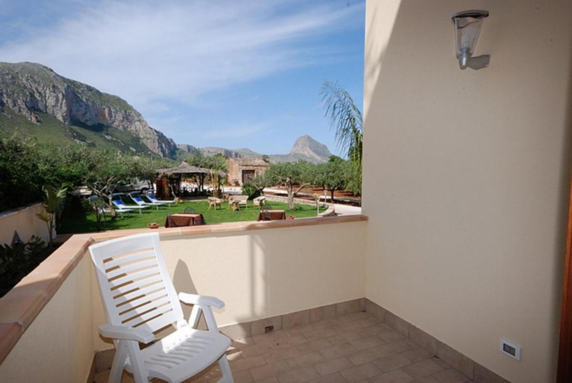 Trigrana Vacanze Hotel Castelluzzo Exterior foto