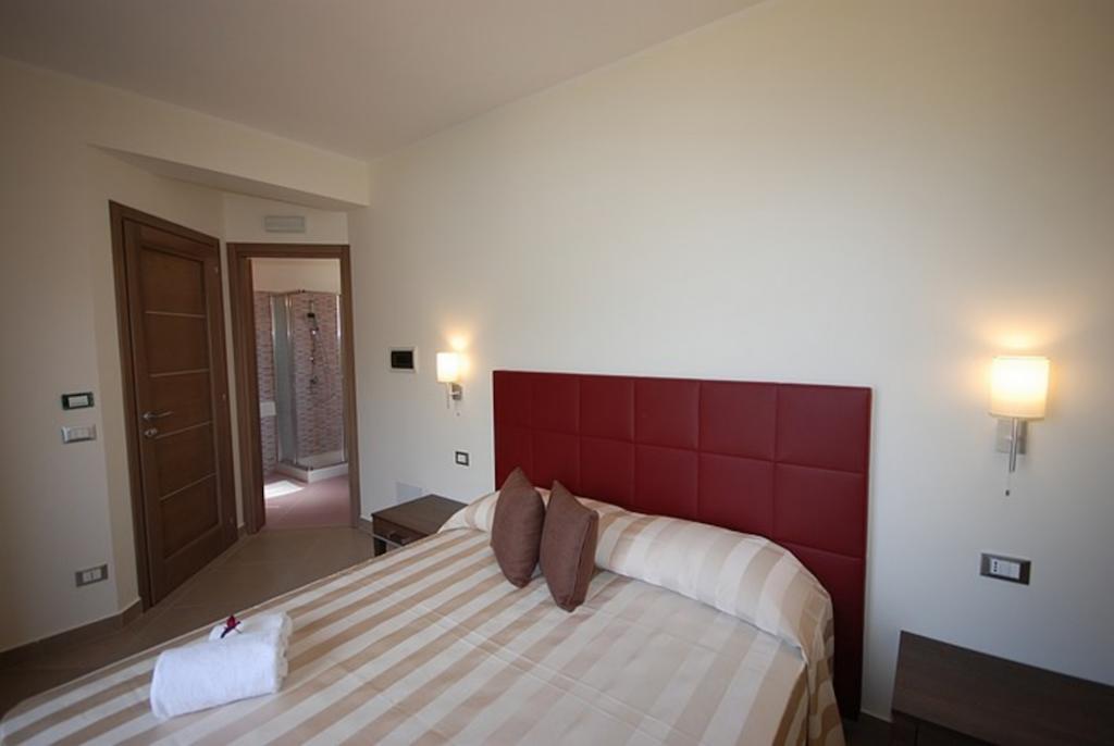 Trigrana Vacanze Hotel Castelluzzo Zimmer foto